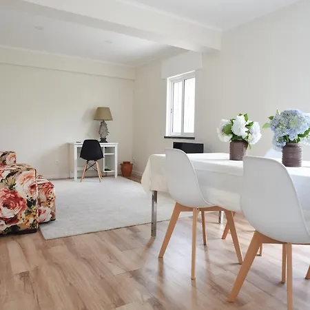 Nia Azorean Horta (Azores)